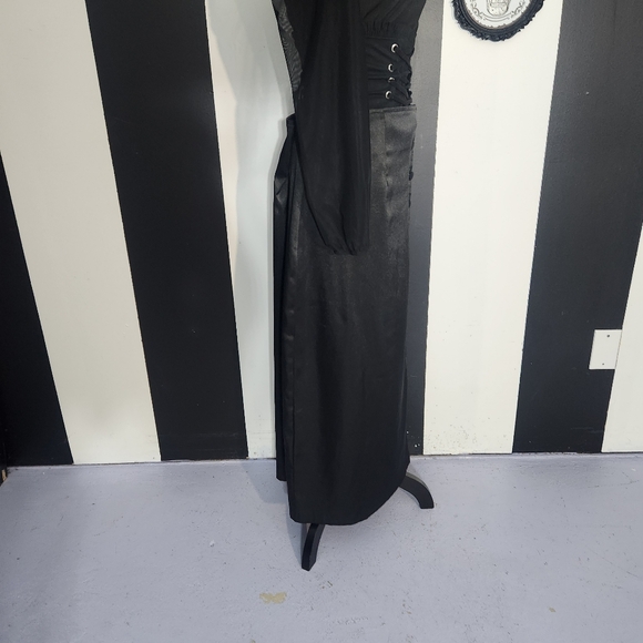 Vintage Black Maxi Skirt - Picture 6 of 10